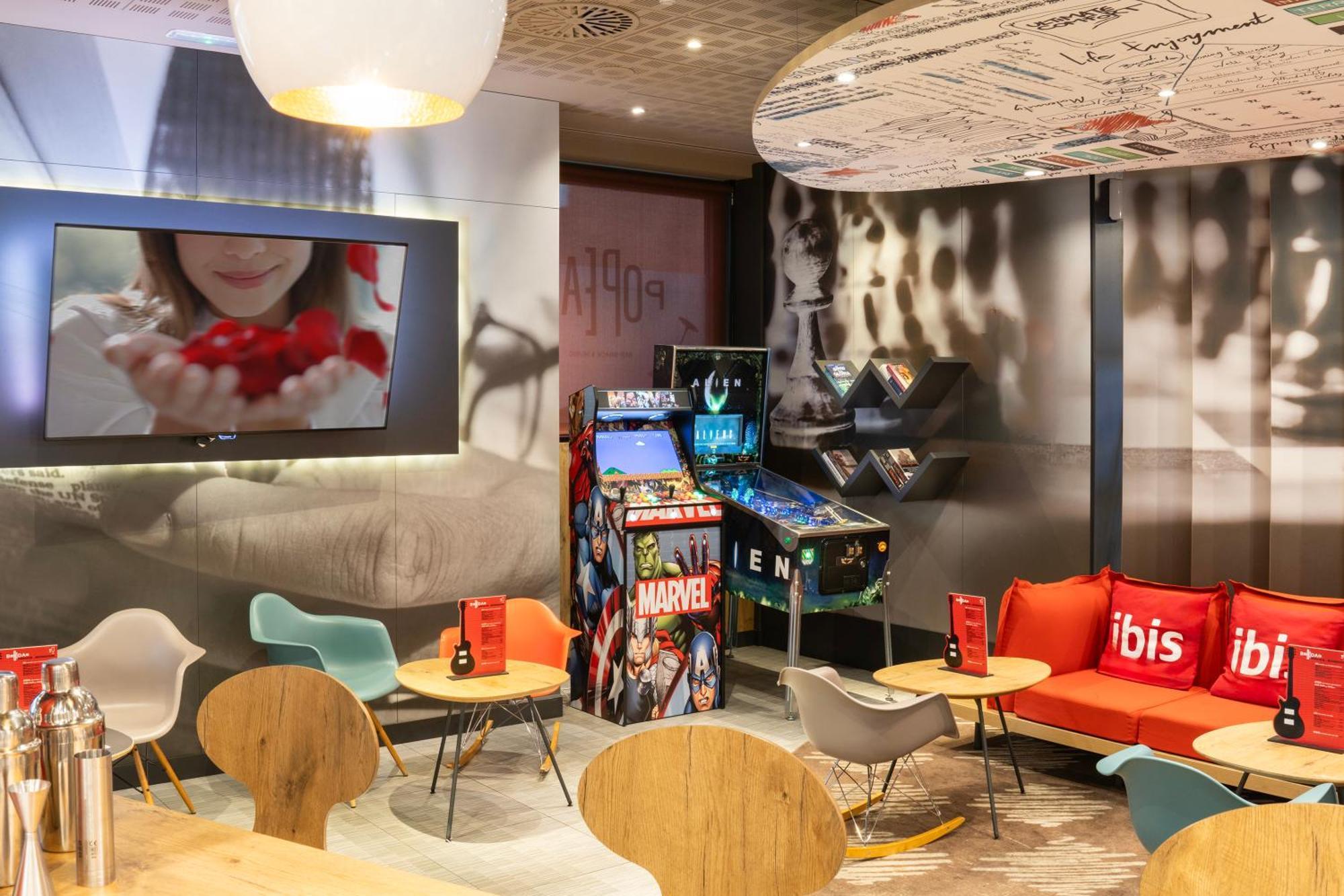 Ibis Madrid Aeropuerto Barajas Hotel Ngoại thất bức ảnh